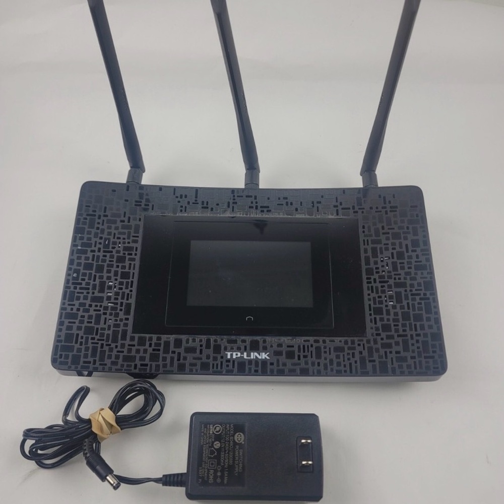 TP-Link Touch P-5 AC1900 Wi-Fi Gigabit Router with Touch Screen Pre-Owned